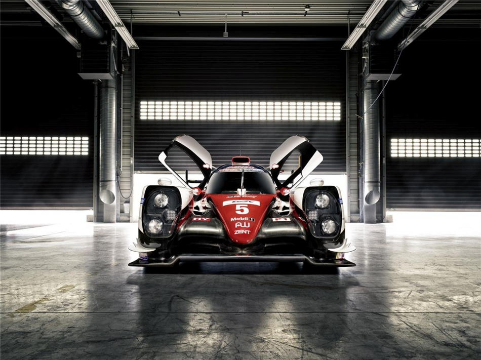 Toyota TS050 Hybrid debiutuje wyścigu 24h LE Mans