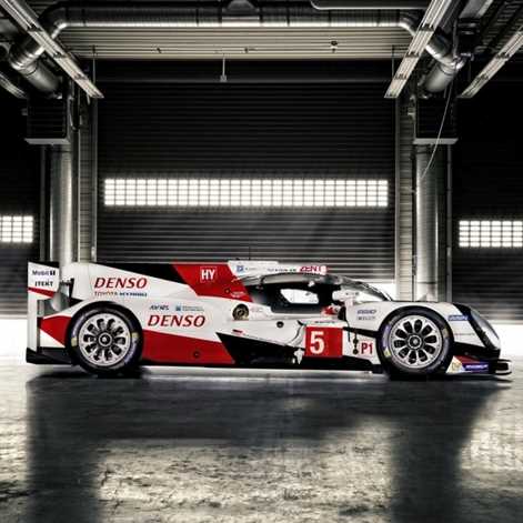 Toyota TS050 Hybrid debiutuje wyścigu 24h LE Mans