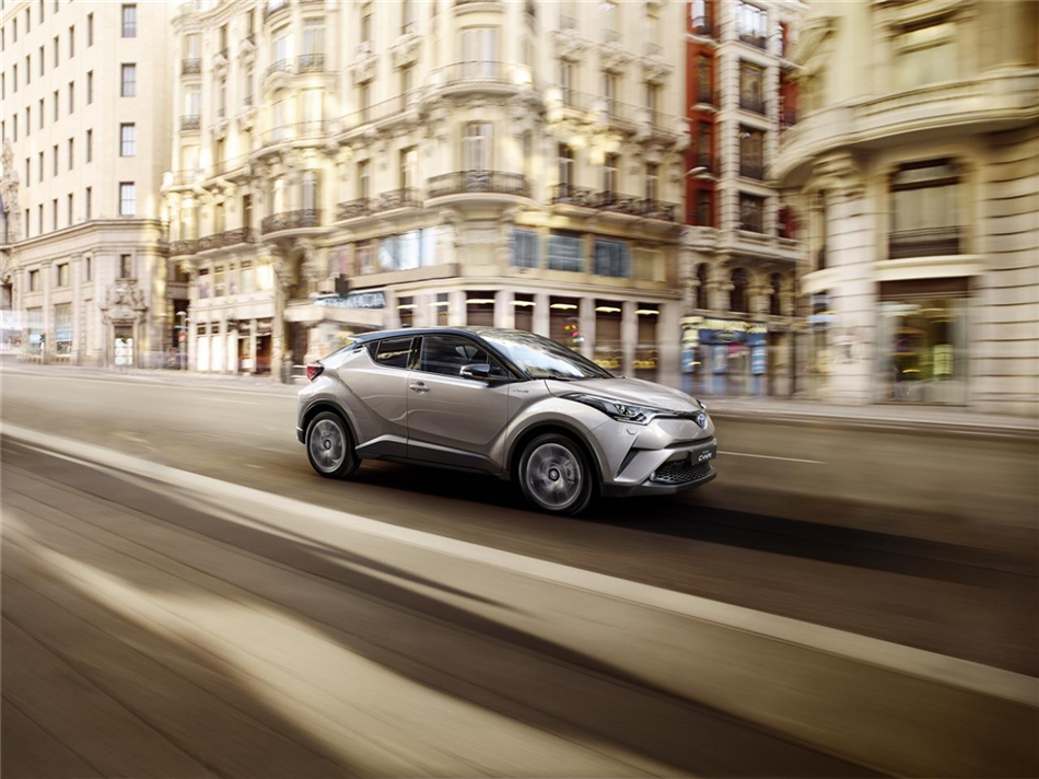  Toyota C-HR – nowy stopień wyrafinowania