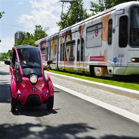 Toyota i-Road zdobywa Grenoble