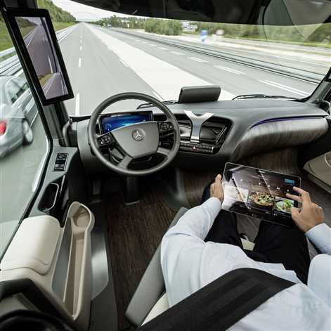 Mercedes Future Truck 2025