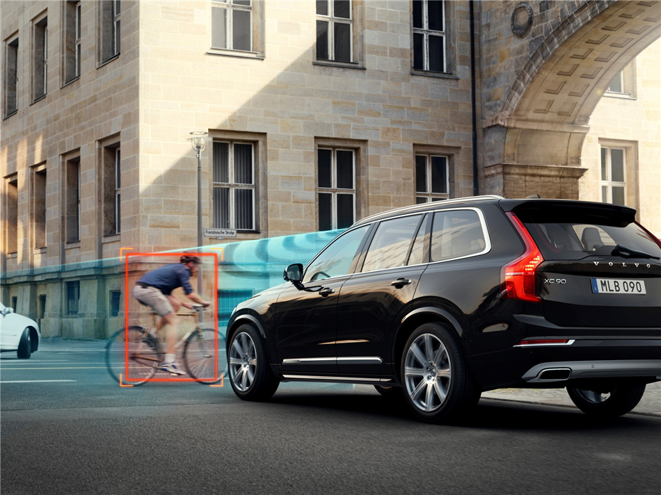 Volvo XC90 - znaczy bezpieczeństwo