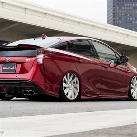 [GALERIA] Toyota Prius po tuningu: bliżej ziemi