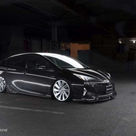 [GALERIA] Toyota Prius po tuningu: bliżej ziemi