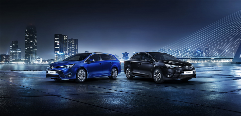 Toyota prezentuje odświeżonego Avensisa