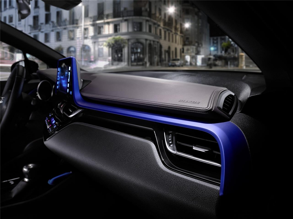 [WIDEO] JBL w Toyocie C-HR: czy da się usłyszeć diament?