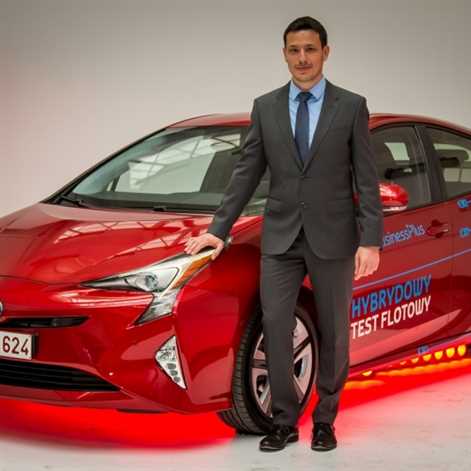 Toyota Prius doskonałym autem dla firm – długodystansowy test potwierdził jego wartość