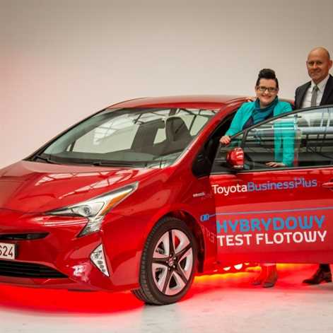  Toyota Prius doskonałym autem dla firm – długodystansowy test potwierdził jego wartość