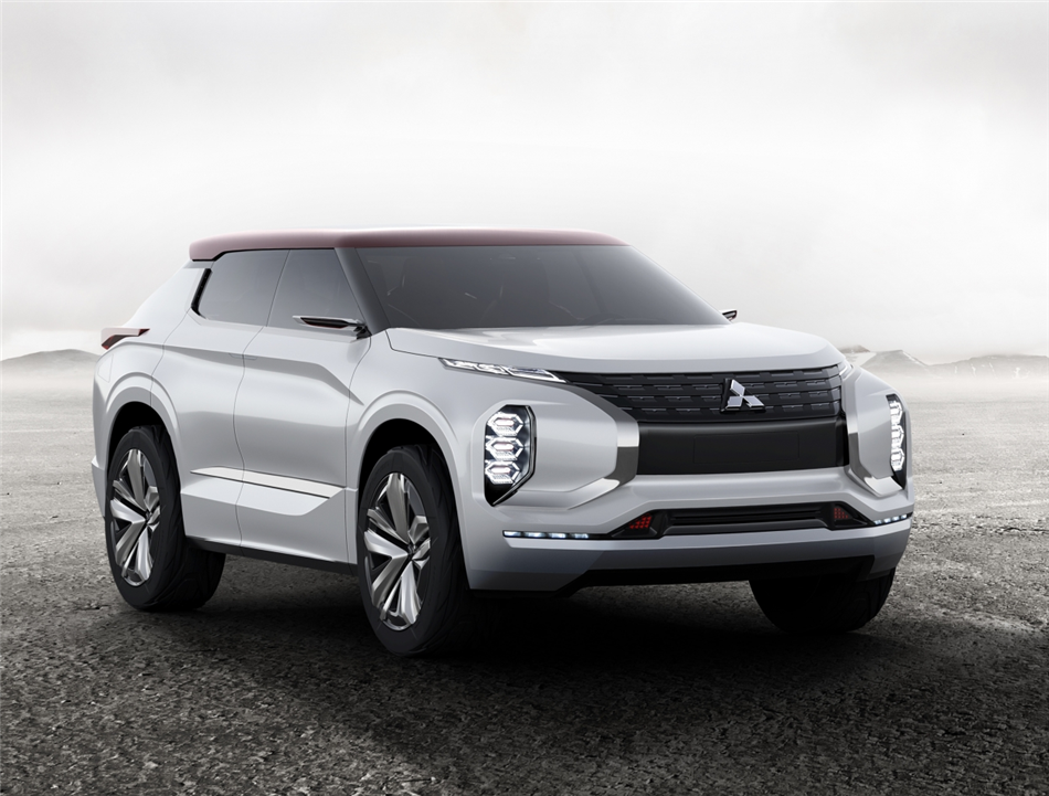 Światowa premiera SUV-a Mitsubishi GT-PHEV w Paryżu
