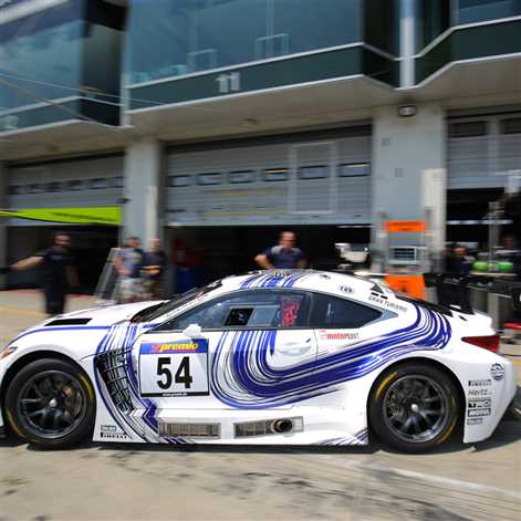 Udany debiut Lexusa RCF GT3