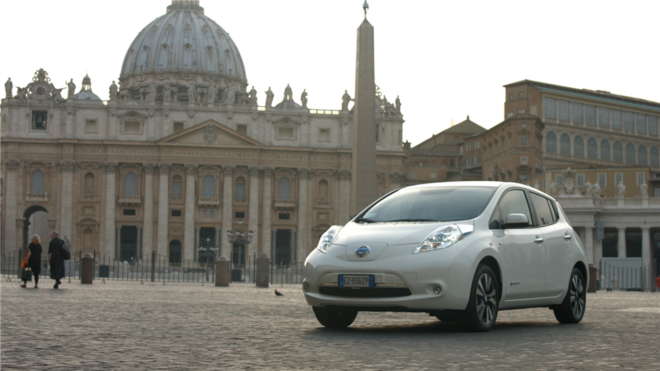 Nissan i 5 elektryzujących tras Europy