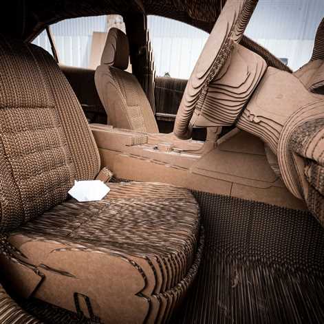 Wyjątkowy Lexus origami