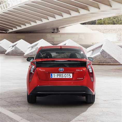 Nowa Toyota Prius jeszcze bardziej wydajna i dynamiczna