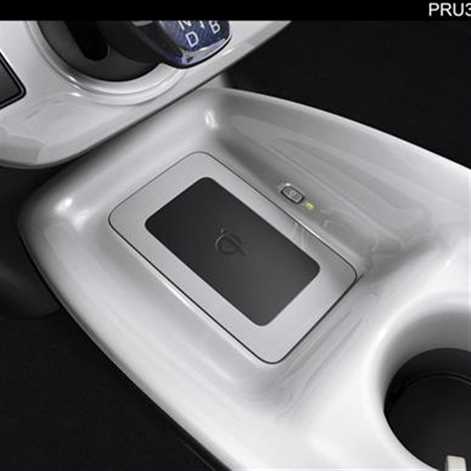 Nowa Toyota Prius kolejnym milowym krokiem w rozwoju popularnych samochodów hybrydowych