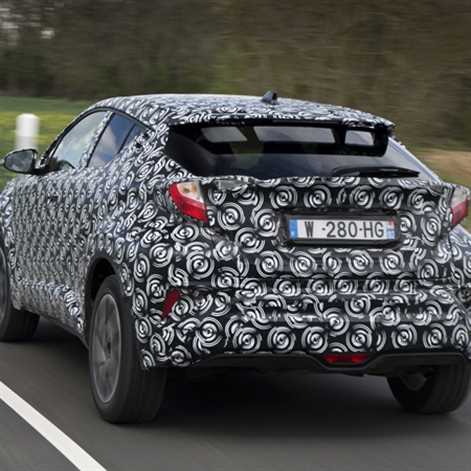 Pierwsza jazda Toyotą C-HR z jej głównym inżynierem
