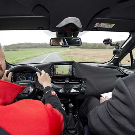 Pierwsza jazda Toyotą C-HR z jej głównym inżynierem