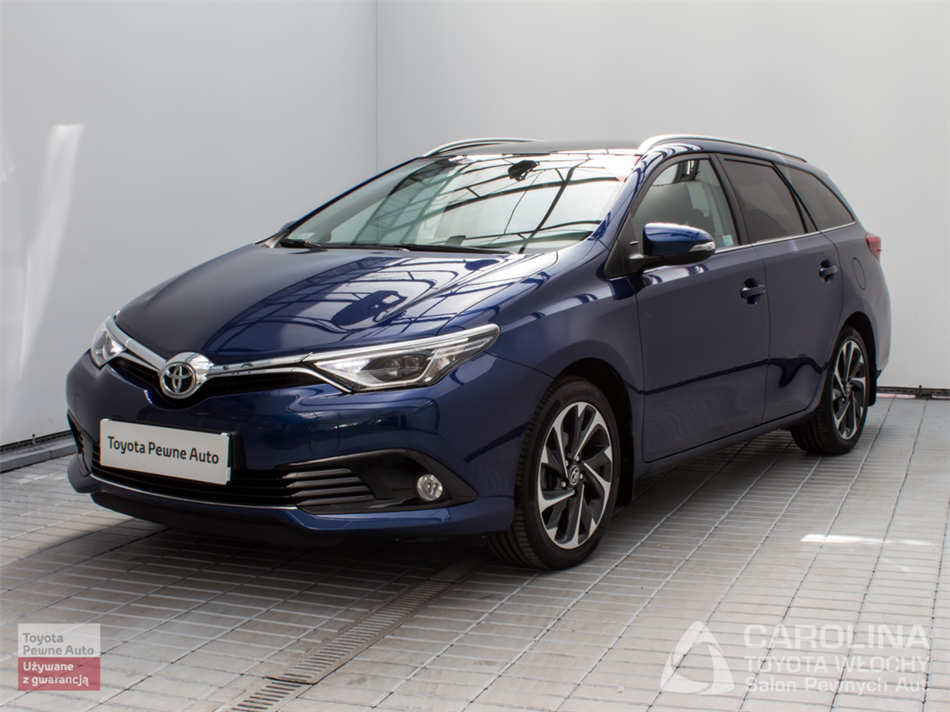 Toyota Auris  1.6 ComfortTechSkyviewNavi Benzyna, 2015 r.