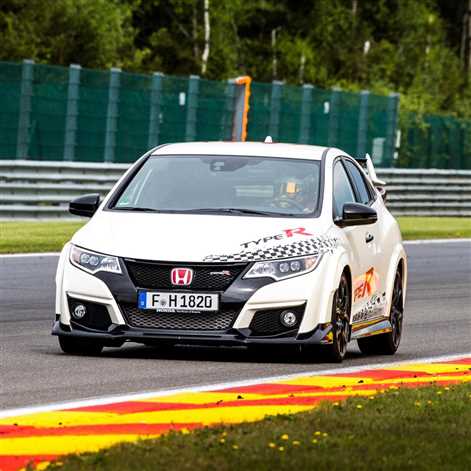 Civic TYPE R bije kolejne rekordy