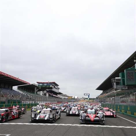 Zacięta walka Toyoty i Porsche w 24h Le Mans