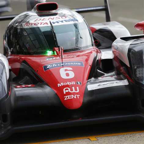Zacięta walka Toyoty i Porsche w 24h Le Mans