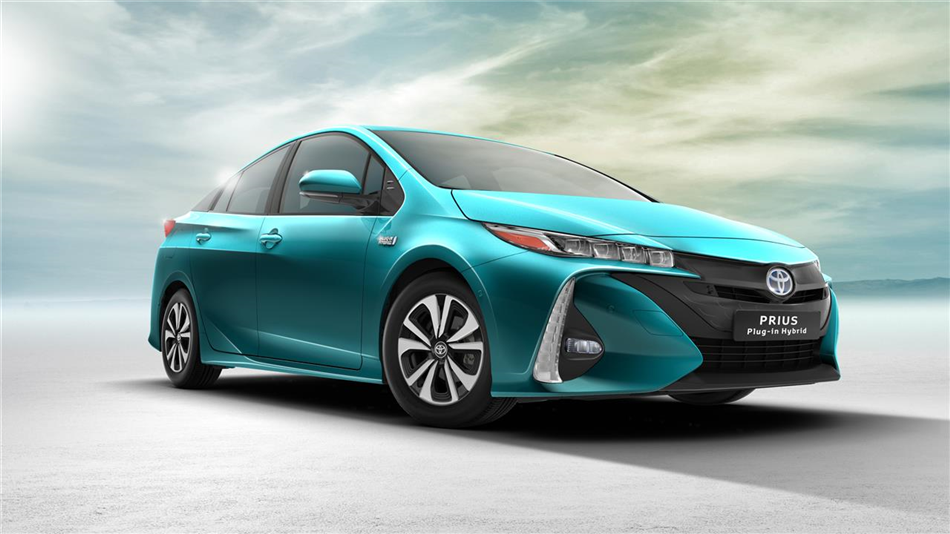 Nowa Toyota Prius otrzyma panele słoneczne