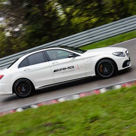 Rekordowe półrocze Mercedesa – ponad milion sprzedanych aut