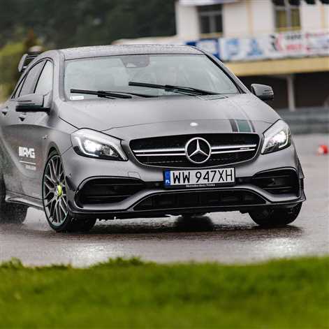 Rekordowe półrocze Mercedesa – ponad milion sprzedanych aut