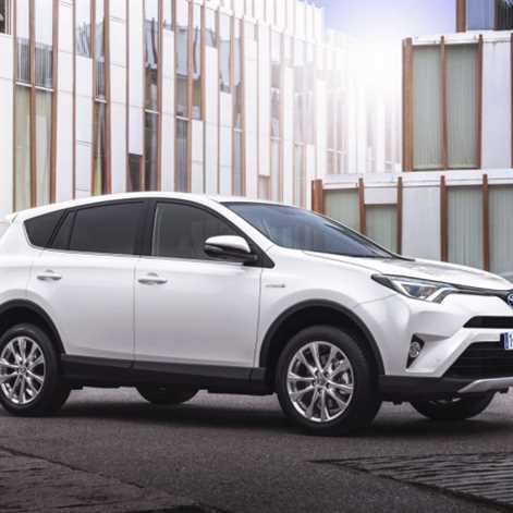 Toyota pokaże technologię hybrydową na I Międzynarodowych Targach Floty Ekologicznej EkoFlota 2016