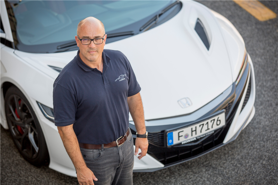 Jason Bilotta o rozwiązaniach technicznych w nowej Hondzie NSX