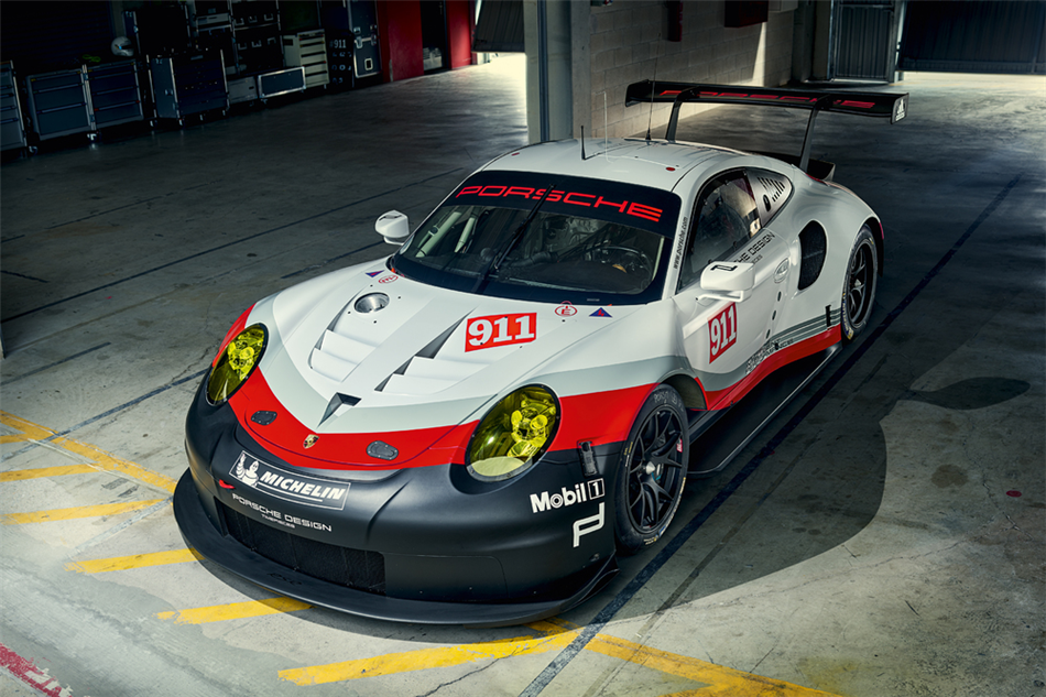 Nowe 911 RSR na Le Mans
