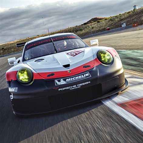 Nowe 911 RSR na Le Mans
