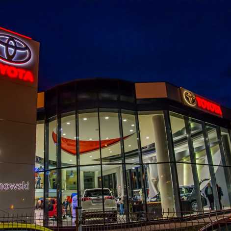 Toyota Romanowski – nowy salon w Krakowie