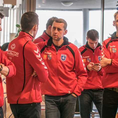Siatkarze z klubu Effector Kielce będą jeździć hybrydowymi crossoverami Toyota C-HR