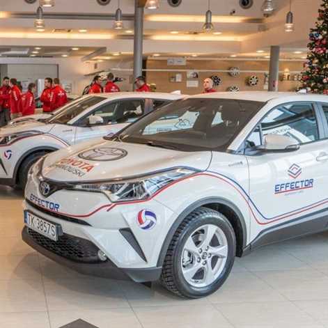Siatkarze z klubu Effector Kielce będą jeździć hybrydowymi crossoverami Toyota C-HR