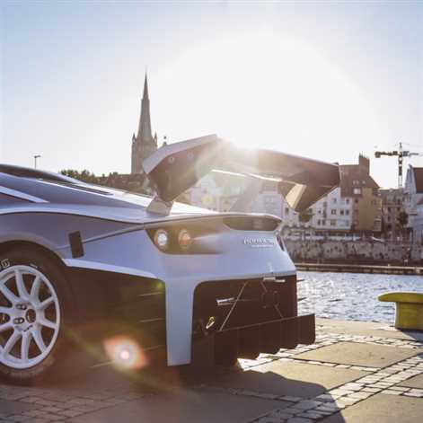 Wyścigowa i drogowa Arrinera na Motor Show Poznań 2017