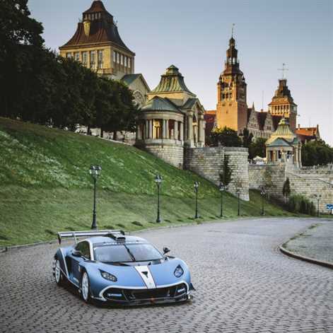 Wyścigowa i drogowa Arrinera na Motor Show Poznań 2017