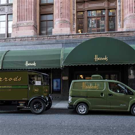 Nissan e-NV200 rewolucjonizuje flotę samochodów dostawczych Harrodsa
