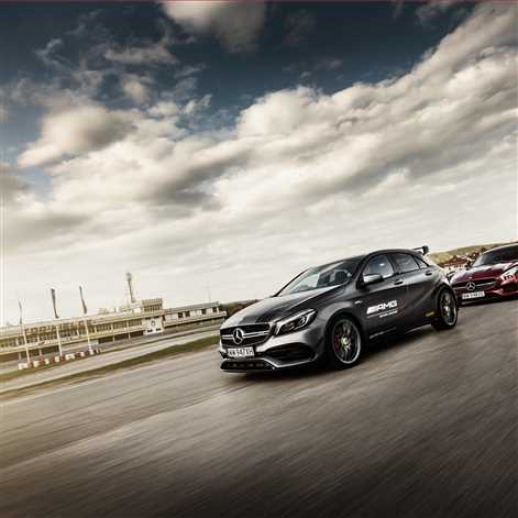 Rozpoczęcie nowego sezonu AMG Driving Academy