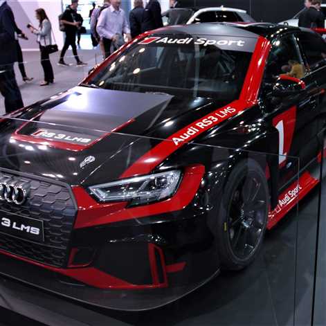 Samochody wyścigowe na Poznań Motor Show