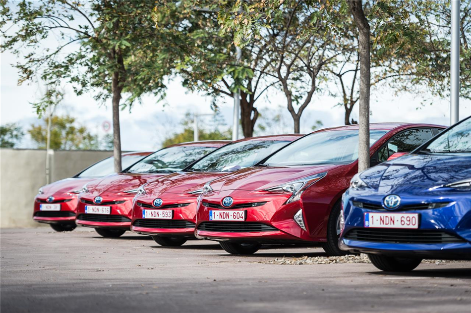 Nowa Toyota Prius – japońska rewolucja w świecie… taksówek!