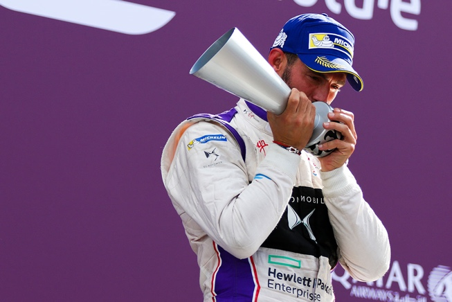 Zespół DS Virgin Racing na podium w Paryżu