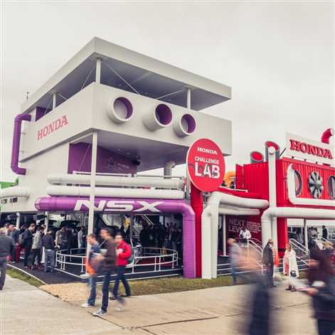 25-lecie modeli Type R i Fireblade na Goodwood Festival of Speed