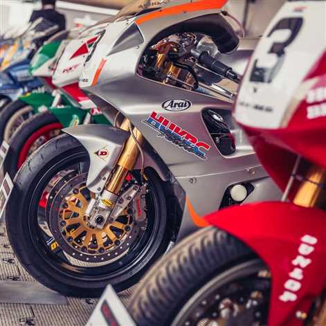 25-lecie modeli Type R i Fireblade na Goodwood Festival of Speed
