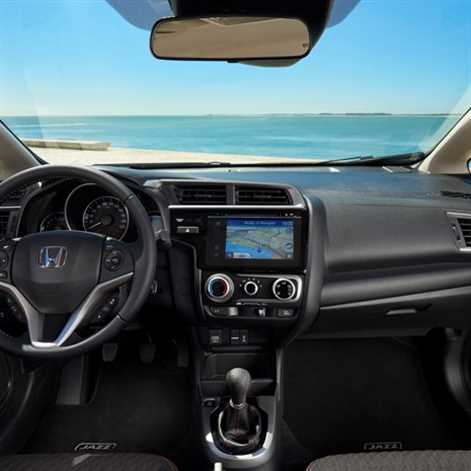 Honda prezentuje odświeżony model Jazz, także w nowej opcji silnikowej