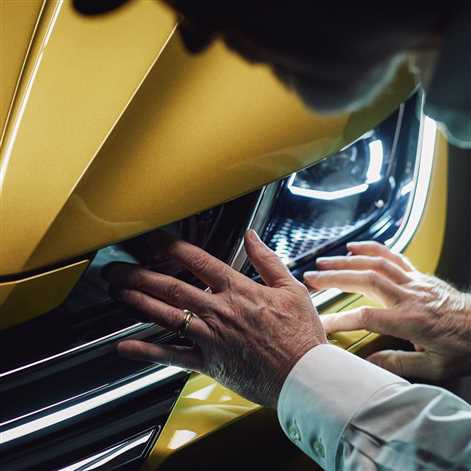 Niewidomy fotograf wykonał niezwykłe zdjęcia nowego Volkswagena Arteona