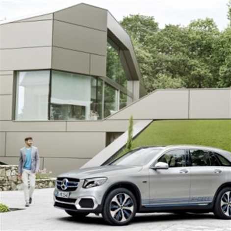 Mercedes-Benz łączy prąd i wodór