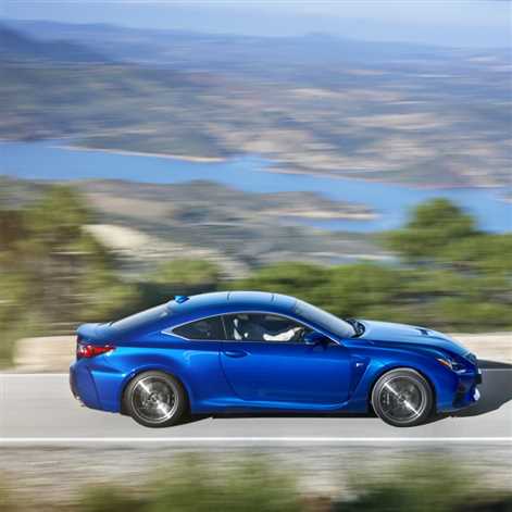 Tajemniczy Lexus RC F na Nürburgring