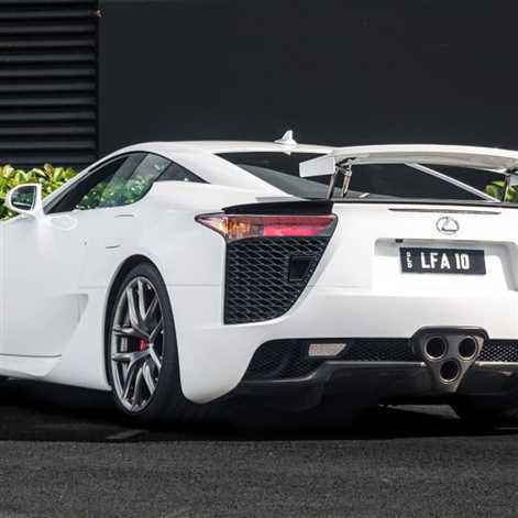 Lexus LFA do kupienia za ponad 3 mln złotych
