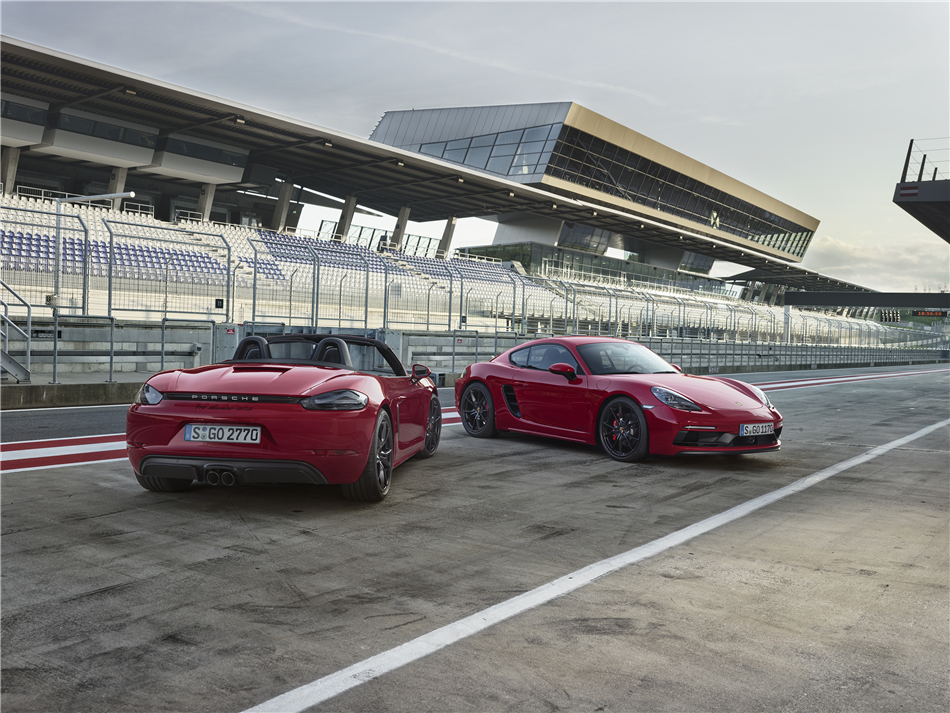 Nowe modele Porsche 718 GTS