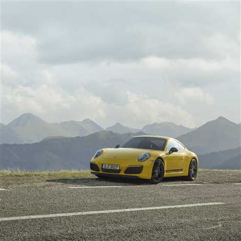 Porsche 911 Carrera T – mniej znaczy więcej